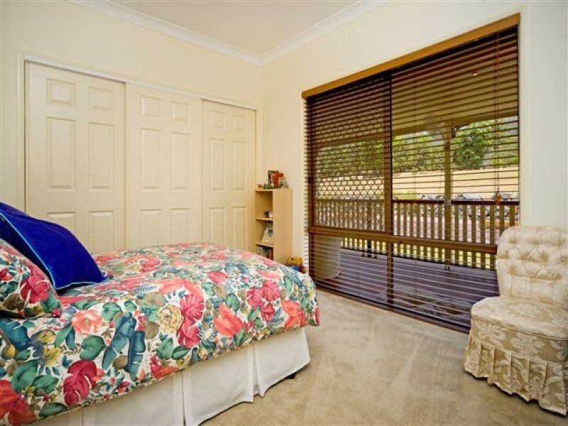 5 Barlee Place, Maudsland QLD 4210