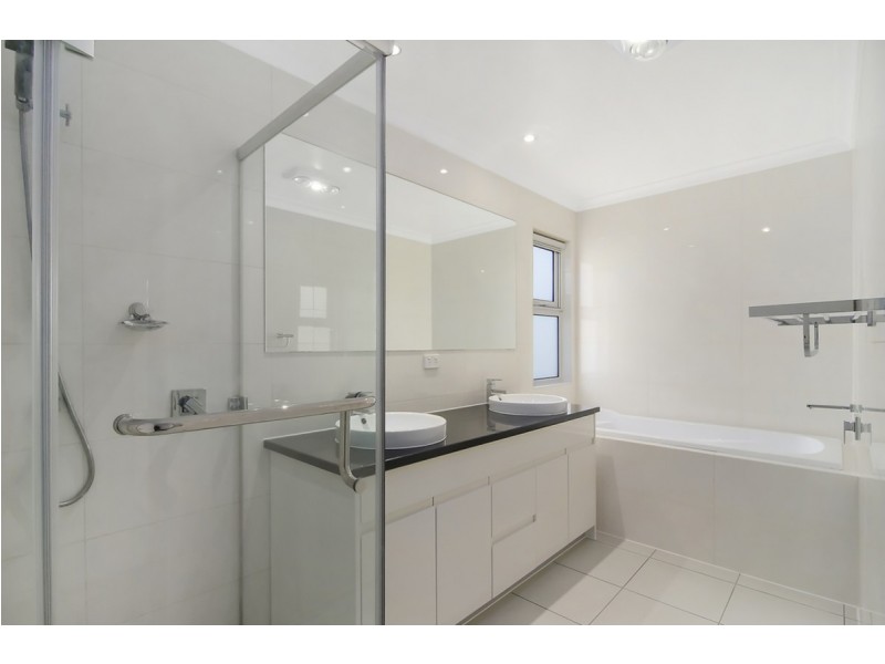 3 Patterson Court, Upper Coomera QLD 4209