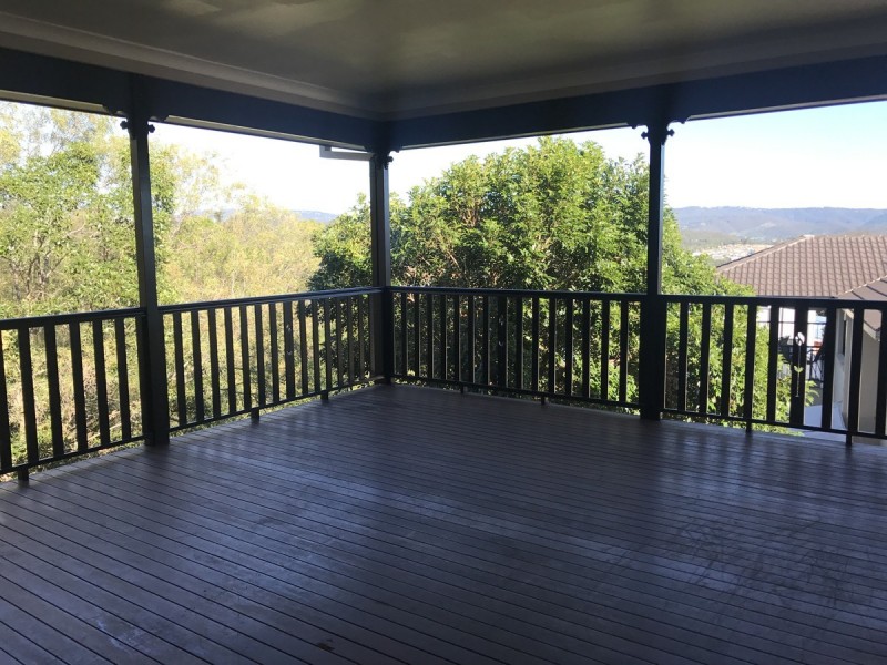 57 Manra Way, Pacific Pines QLD 4211