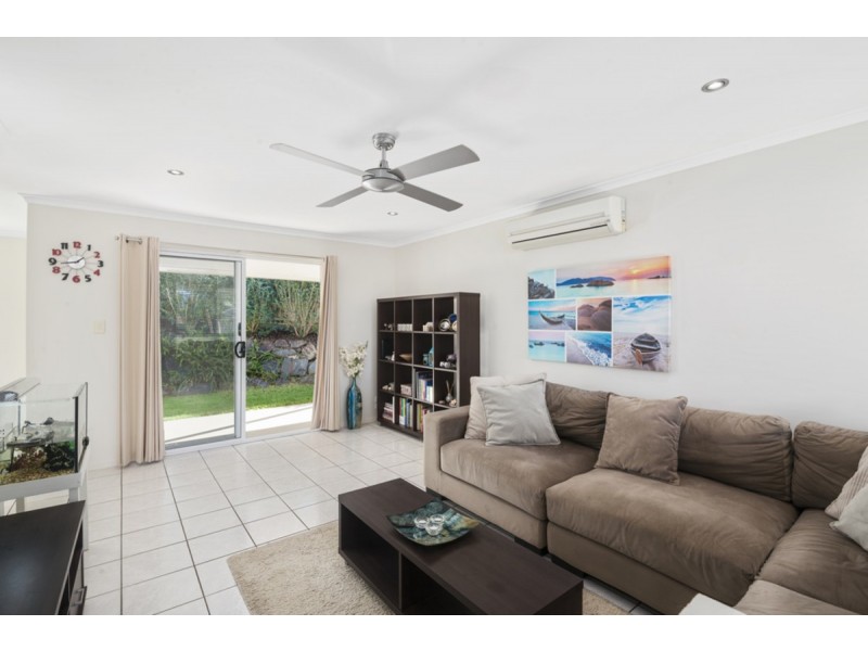 37 Bards Court, Nerang QLD 4211