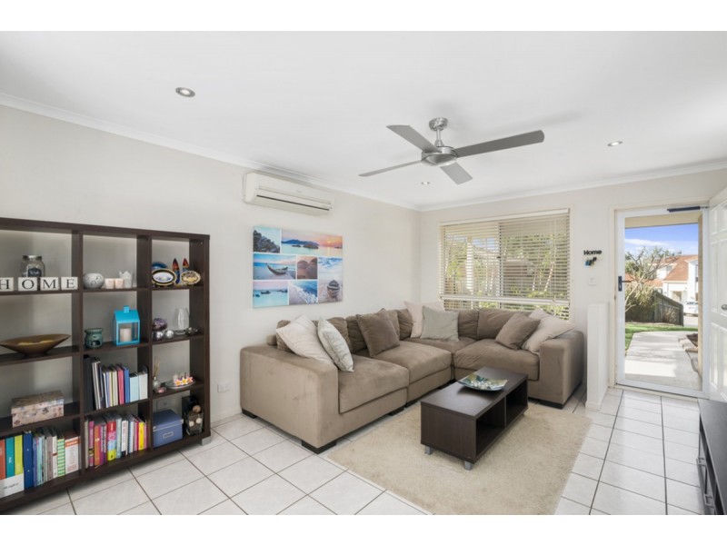 37 Bards Court, Nerang QLD 4211