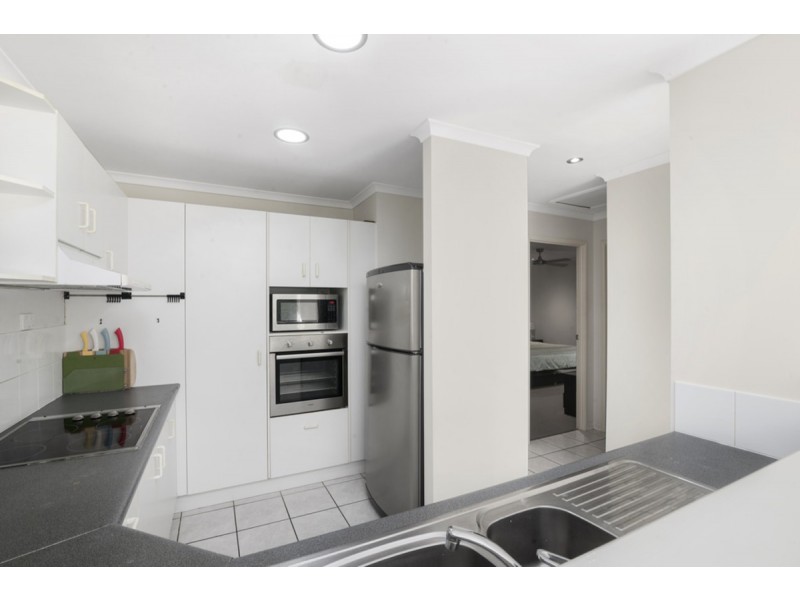 37 Bards Court, Nerang QLD 4211