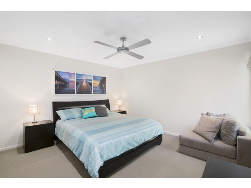 37 Bards Court, Nerang QLD 4211