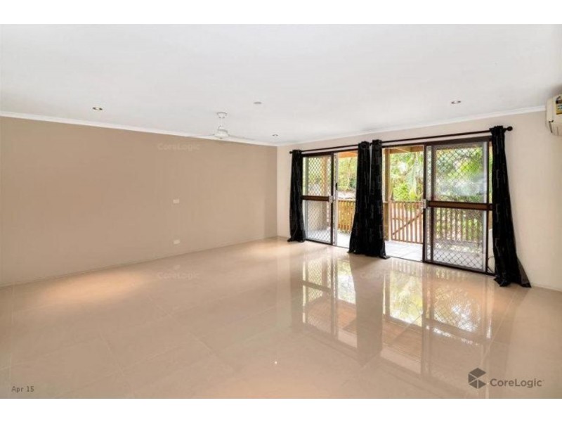 32 Forrest Avenue, Molendinar QLD 4214