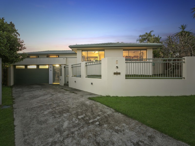 6 Tanya Court, Benowa QLD 4217