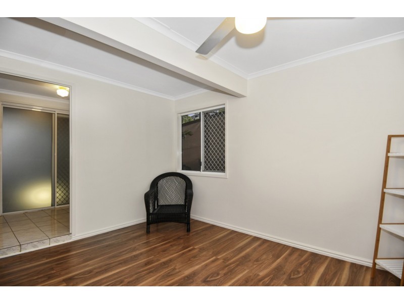 13 Bellona Court, Pacific Pines QLD 4211
