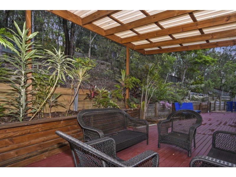 13 Bellona Court, Pacific Pines QLD 4211