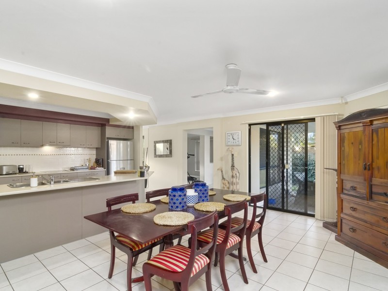 72 Regatta Avenue, Oxenford QLD 4210