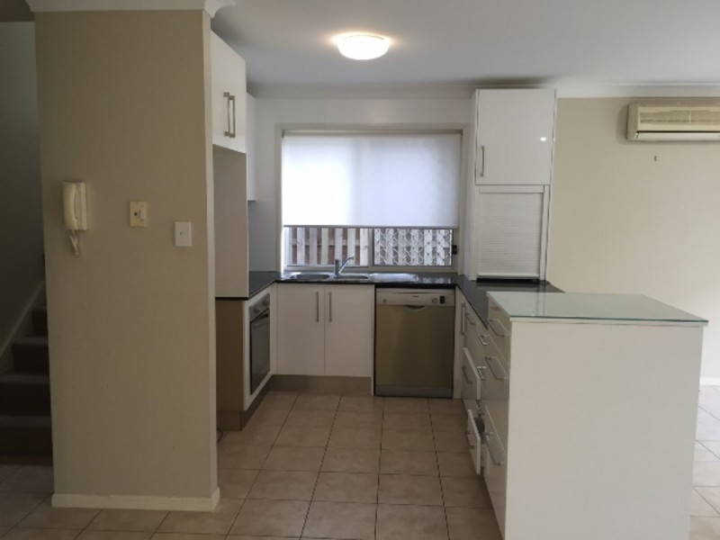 13/1-3 Carnarvon Court, Oxenford QLD 4210