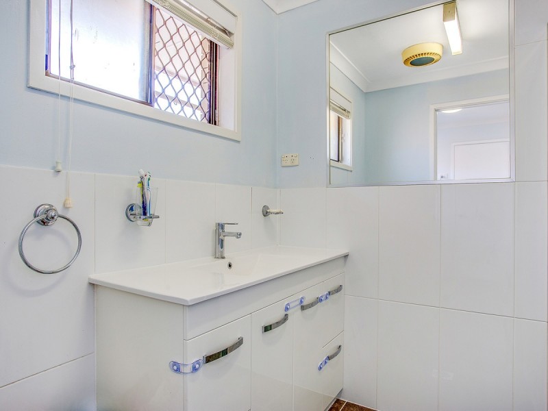 2/57 Darnel Street, Elanora QLD 4221