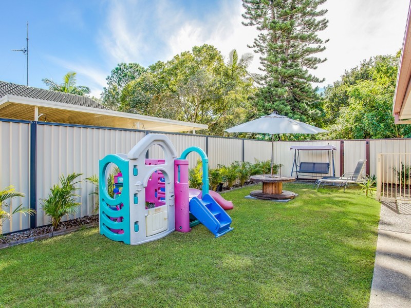 2/57 Darnel Street, Elanora QLD 4221