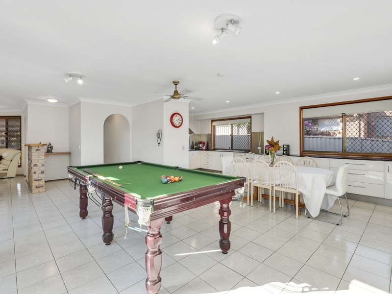 3 Kel Nagle Court, Parkwood QLD 4214