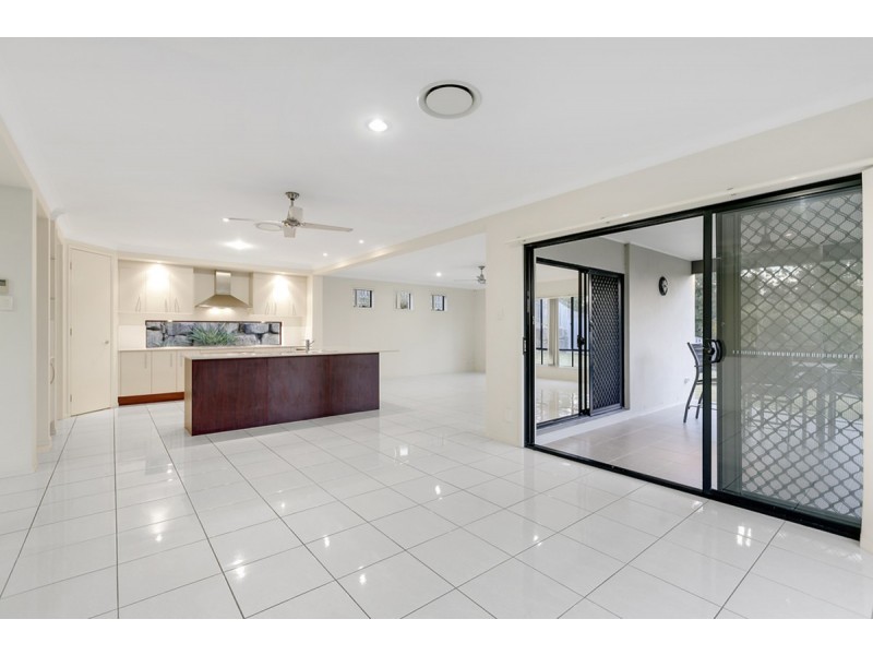26 Mcauley Parade, Pacific Pines QLD 4211