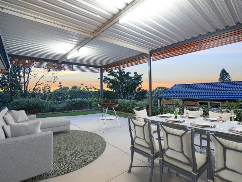 33 Crestridge Crescent, Oxenford QLD 4210