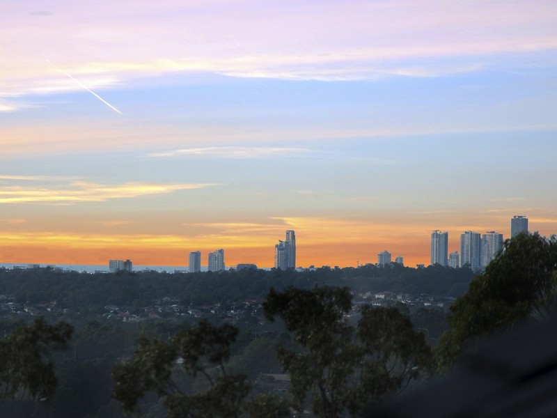 33 Crestridge Crescent, Oxenford QLD 4210