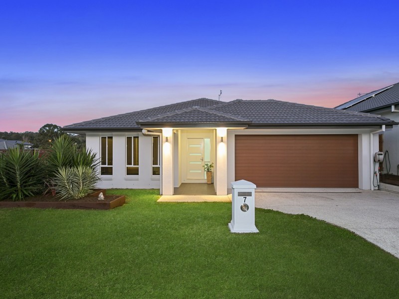 7 Peel Street, Upper Coomera QLD 4209