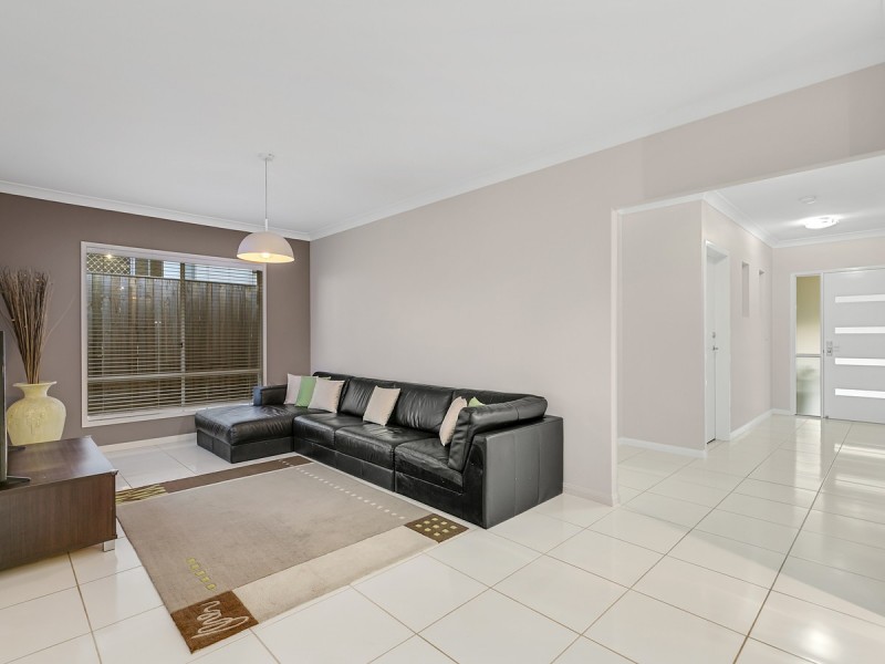 7 Peel Street, Upper Coomera QLD 4209