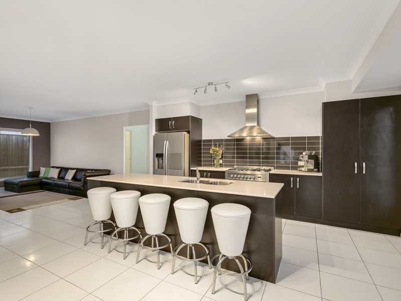 7 Peel Street, Upper Coomera QLD 4209