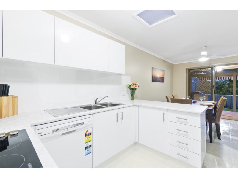 1/5 Vine Court, Oxenford QLD 4210