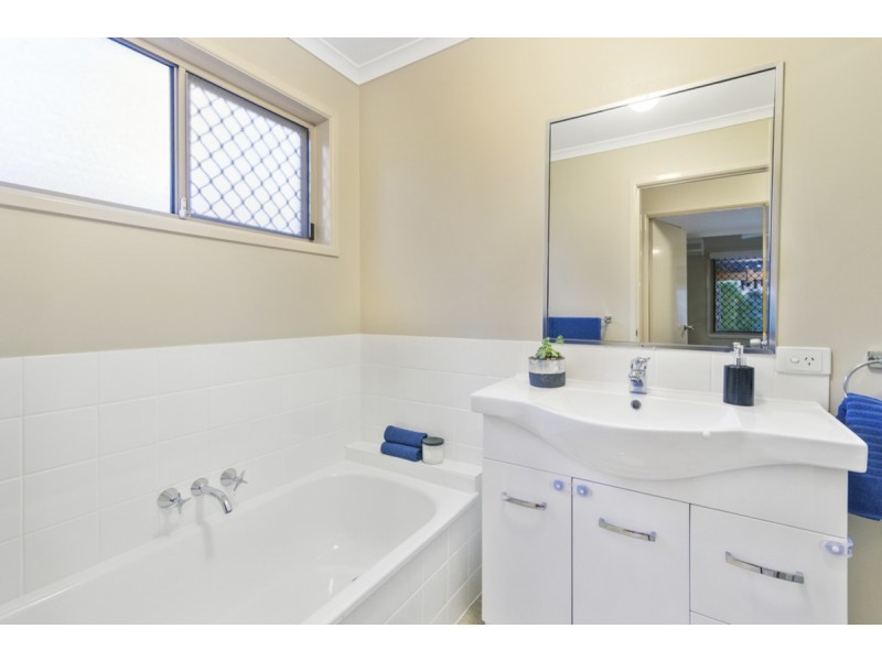 1/5 Vine Court, Oxenford QLD 4210