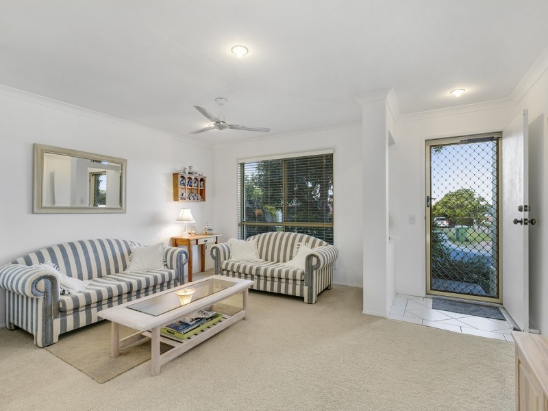 26 Molokai Crescent, Pacific Pines QLD 4211