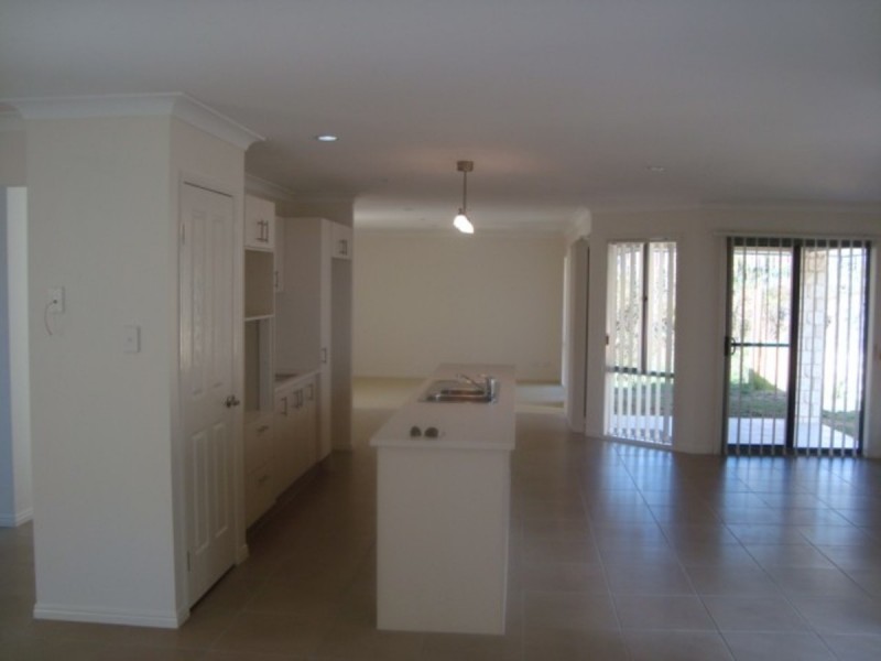 18 Murray Circuit, Upper Coomera QLD 4209