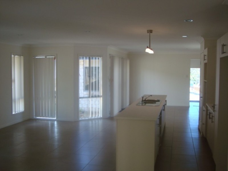 18 Murray Circuit, Upper Coomera QLD 4209