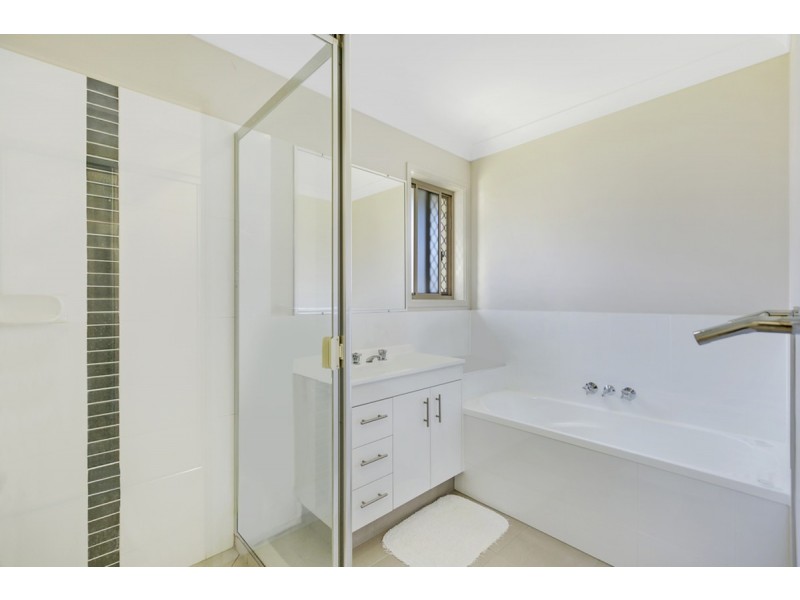 26 Bellinger Key, Pacific Pines QLD 4211