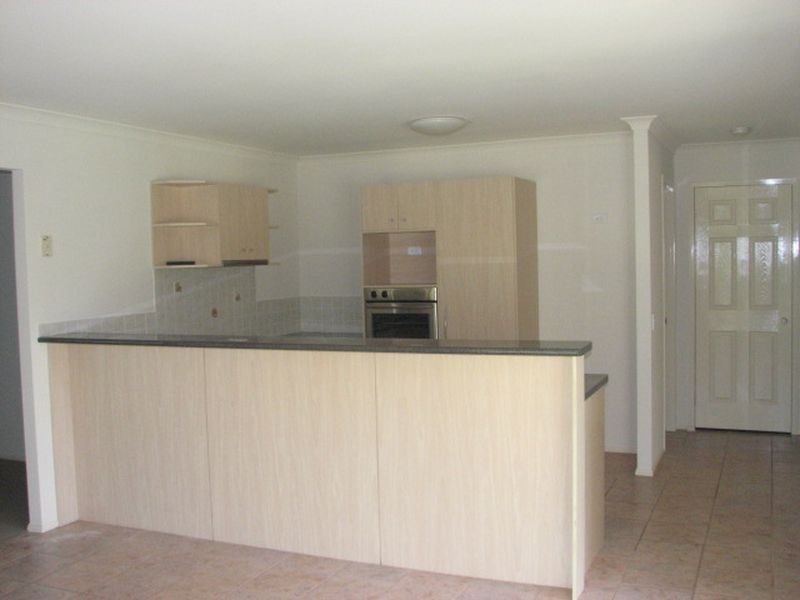 30 Molokai Crescent, Pacific Pines QLD 4211