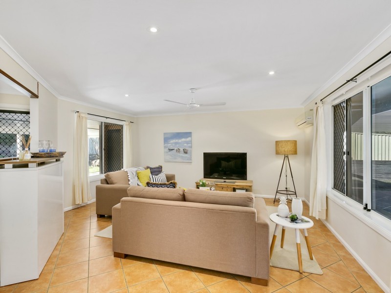 11 Studio Drive, Oxenford QLD 4210