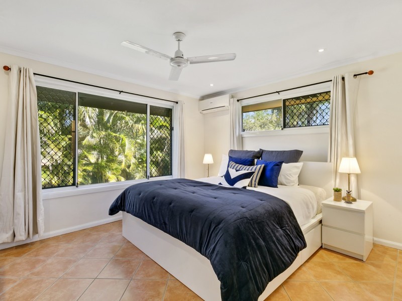 11 Studio Drive, Oxenford QLD 4210