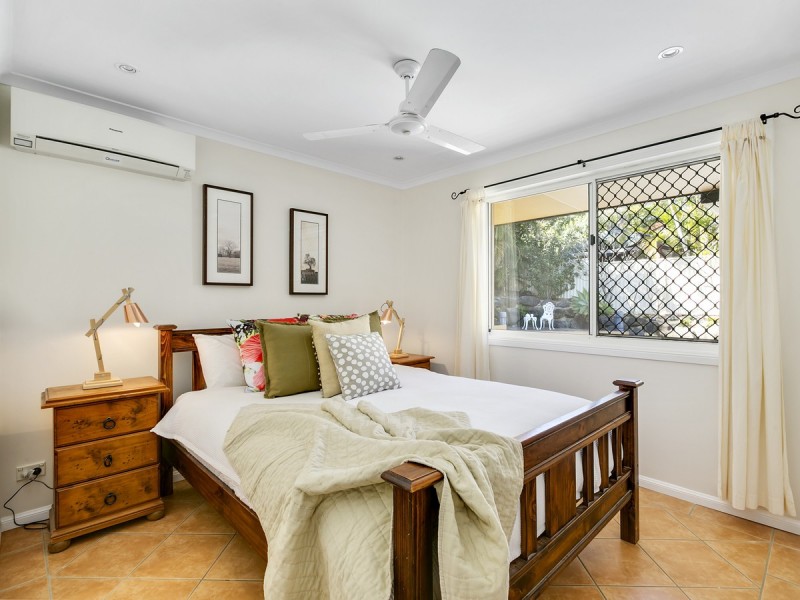 11 Studio Drive, Oxenford QLD 4210