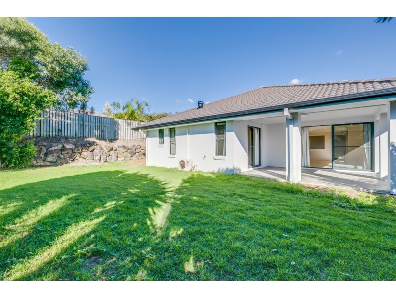 26 Gerard Street, Pacific Pines QLD 4211