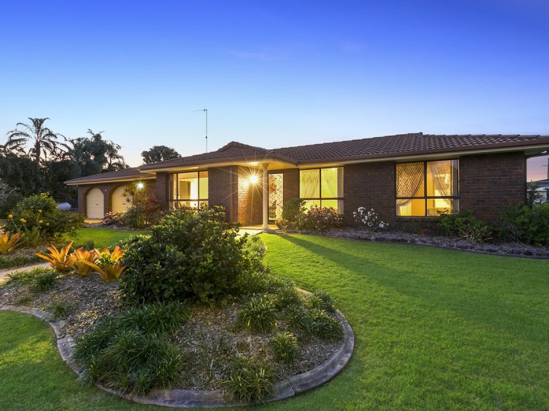 13 California Drive, Oxenford QLD 4210