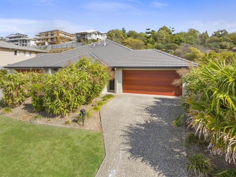 1/25 Hadrian Crescent, Pacific Pines QLD 4211
