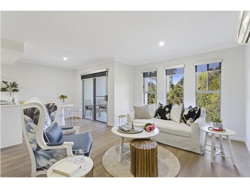 1 Terence Drive, Oxenford QLD 4210