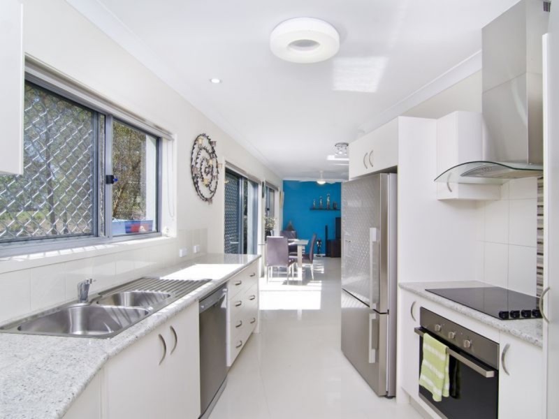 3/1 Aspect Place, Pacific Pines QLD 4211