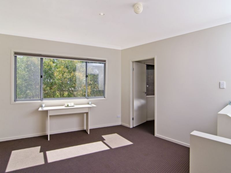 3/1 Aspect Place, Pacific Pines QLD 4211