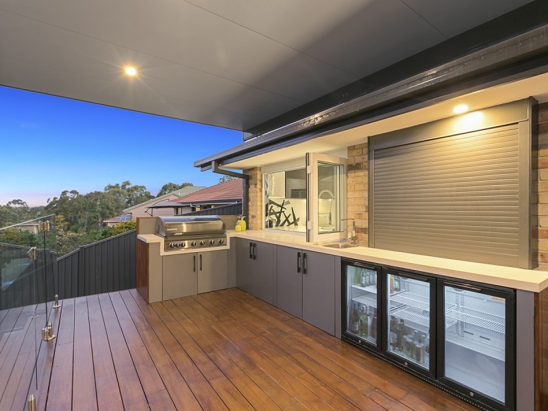 18 Bonin Close, Pacific Pines QLD 4211