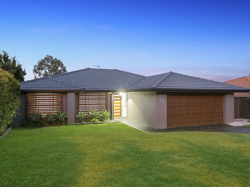 18 Bonin Close, Pacific Pines QLD 4211
