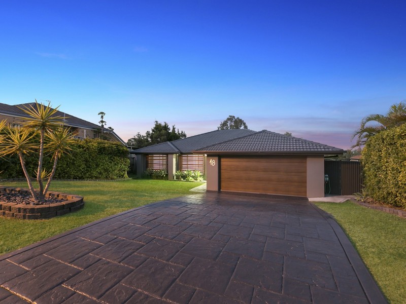 18 Bonin Close, Pacific Pines QLD 4211