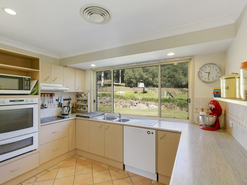 148 Kilmore Drive, Tamborine QLD 4270