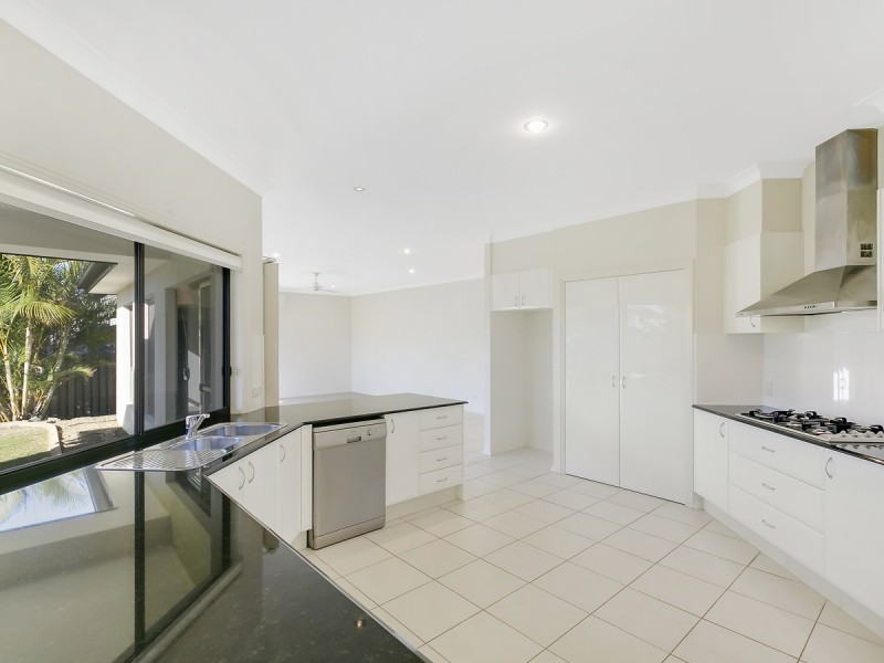 3 Ceil Circuit, Coomera Waters QLD 4209
