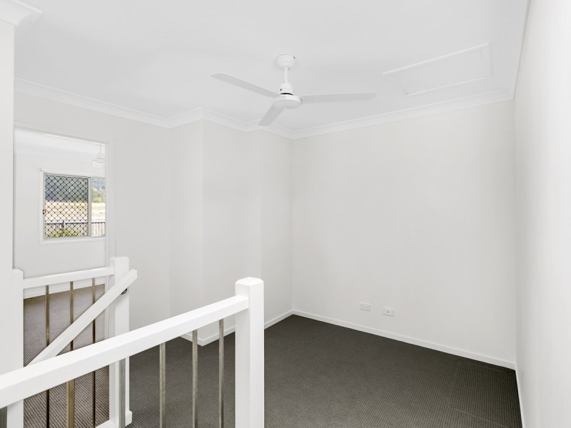 14/37 Witheren Circuit, Pacific Pines QLD 4211
