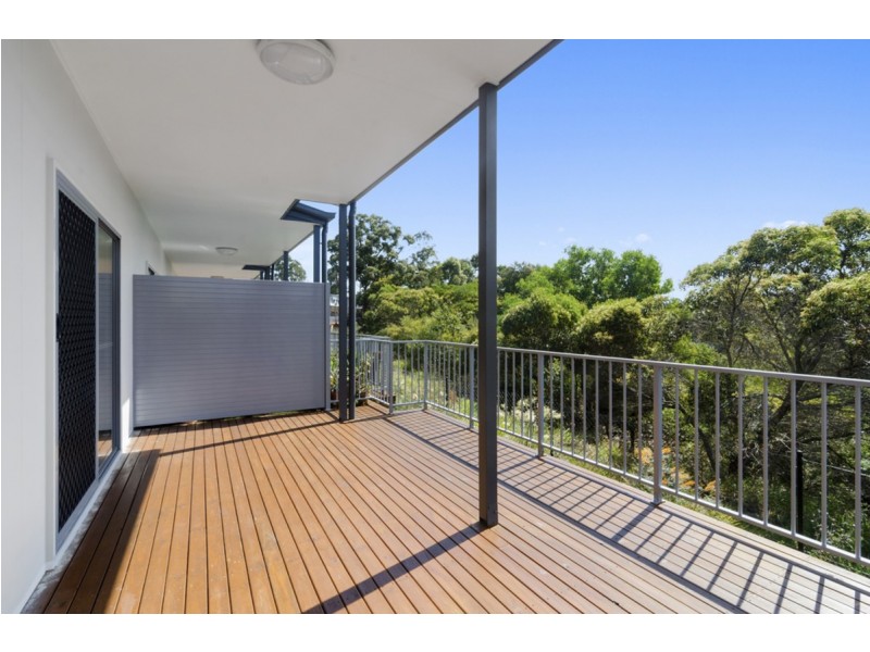 30/37 Witheren Circuit, Pacific Pines QLD 4211