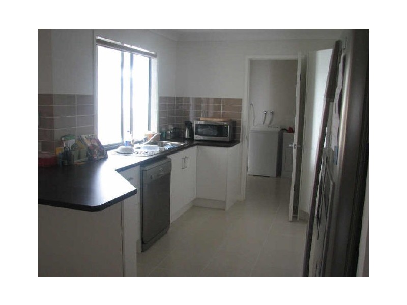 33 Shannonbrook Grove, Oxenford QLD 4210