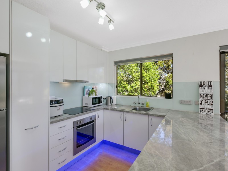 7/63 Bauer Street, Southport QLD 4215