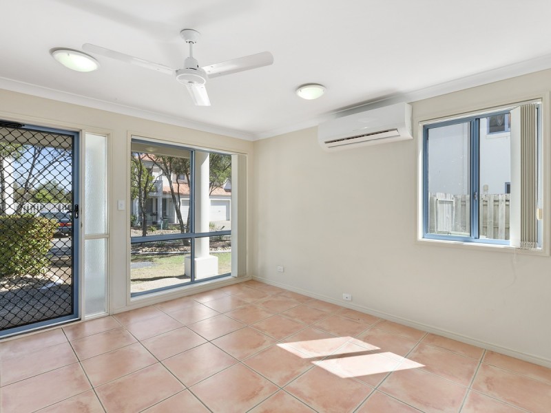 44/2 Studio Drive, Pacific Pines QLD 4211