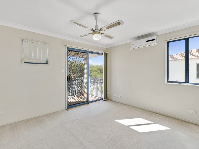 44/2 Studio Drive, Pacific Pines QLD 4211