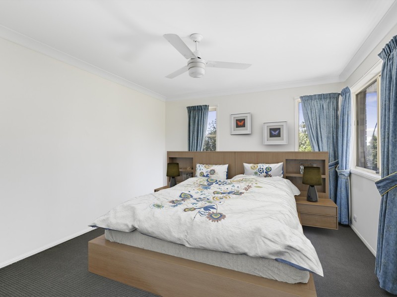 2/559 Pine Ridge Road, Biggera Waters QLD 4216